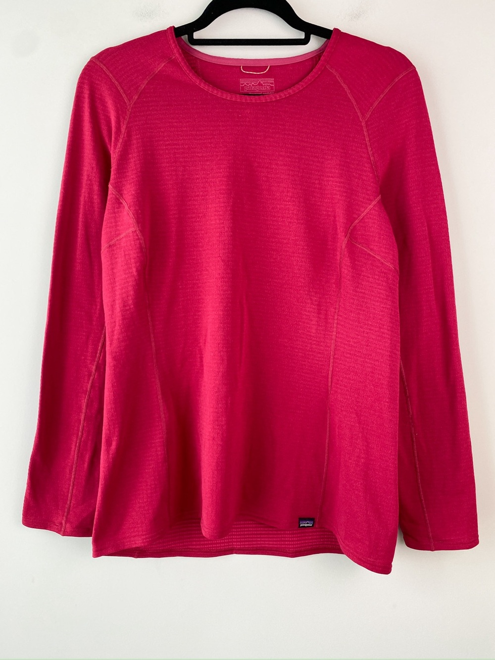 Patagonia Womens Capilene Thermal Baselayer L Raspberry Long Sleeve Layering